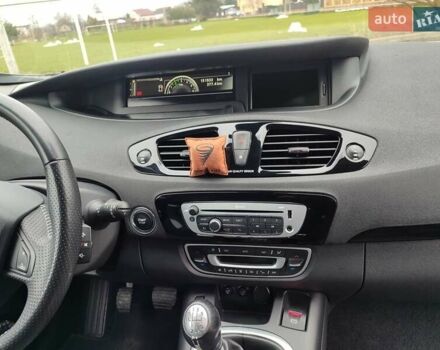 Коричневий Рено Гранд Сценік, об'ємом двигуна 1.6 л та пробігом 152 тис. км за 10800 $, фото 38 на Automoto.ua