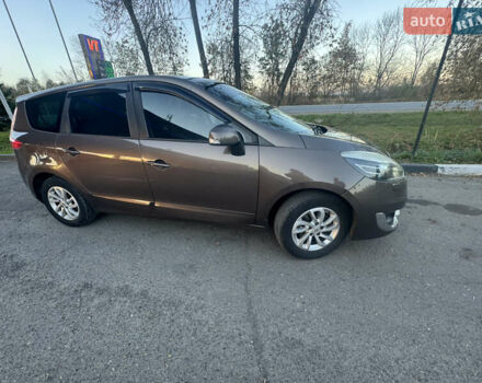 Коричневый Рено Гранд Сценик, объемом двигателя 1.46 л и пробегом 283 тыс. км за 9350 $, фото 5 на Automoto.ua