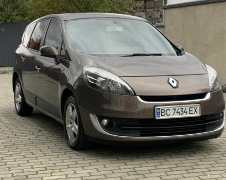 Коричневый Рено Гранд Сценик, объемом двигателя 1.5 л и пробегом 250 тыс. км за 6699 $, фото 1 на Automoto.ua