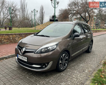 Коричневый Рено Гранд Сценик, объемом двигателя 2 л и пробегом 254 тыс. км за 9400 $, фото 9 на Automoto.ua