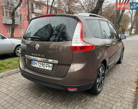 Коричневый Рено Гранд Сценик, объемом двигателя 2 л и пробегом 254 тыс. км за 9600 $, фото 17 на Automoto.ua