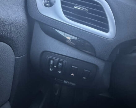 Коричневый Рено Гранд Сценик, объемом двигателя 1.46 л и пробегом 283 тыс. км за 9350 $, фото 37 на Automoto.ua