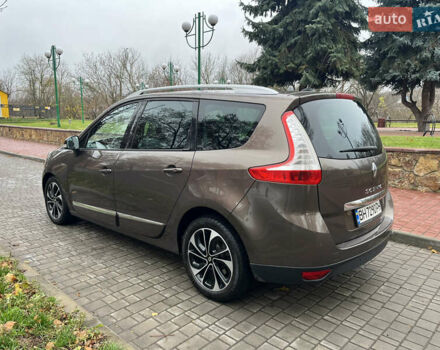 Коричневый Рено Гранд Сценик, объемом двигателя 2 л и пробегом 254 тыс. км за 9600 $, фото 14 на Automoto.ua