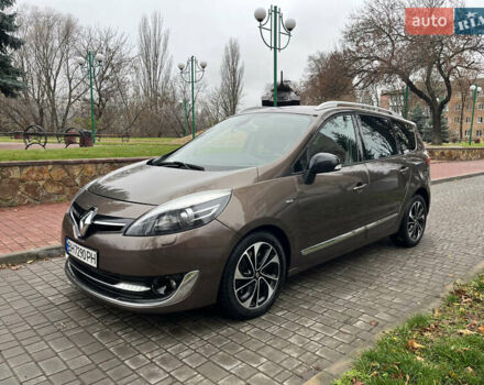 Коричневый Рено Гранд Сценик, объемом двигателя 2 л и пробегом 254 тыс. км за 9600 $, фото 10 на Automoto.ua