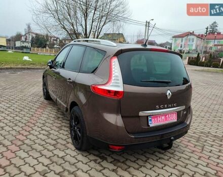 Коричневий Рено Гранд Сценік, об'ємом двигуна 1.6 л та пробігом 152 тис. км за 10800 $, фото 11 на Automoto.ua
