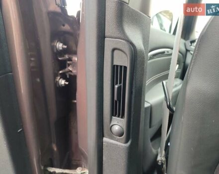 Коричневий Рено Гранд Сценік, об'ємом двигуна 1.6 л та пробігом 152 тис. км за 10800 $, фото 41 на Automoto.ua