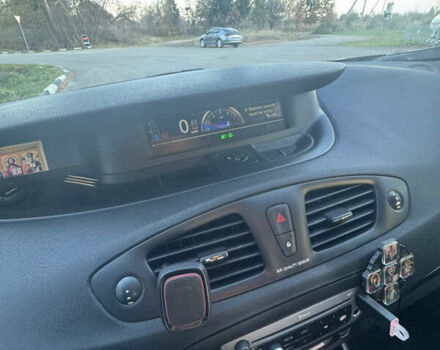 Коричневый Рено Гранд Сценик, объемом двигателя 1.46 л и пробегом 283 тыс. км за 9350 $, фото 41 на Automoto.ua