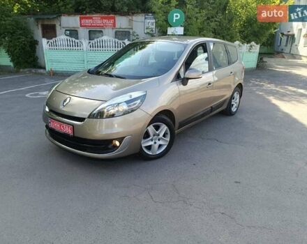 Коричневий Рено Гранд Сценік, об'ємом двигуна 1.5 л та пробігом 226 тис. км за 9300 $, фото 26 на Automoto.ua