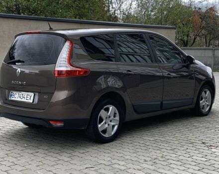 Коричневый Рено Гранд Сценик, объемом двигателя 1.5 л и пробегом 250 тыс. км за 6699 $, фото 3 на Automoto.ua