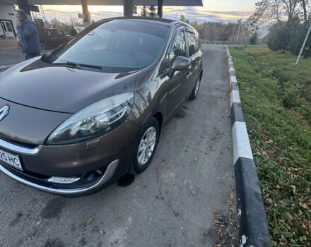 Коричневый Рено Гранд Сценик, объемом двигателя 1.46 л и пробегом 283 тыс. км за 9350 $, фото 18 на Automoto.ua