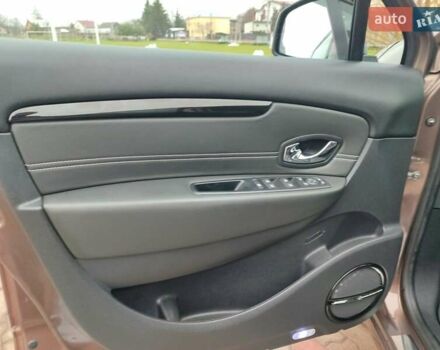 Коричневий Рено Гранд Сценік, об'ємом двигуна 1.6 л та пробігом 152 тис. км за 10800 $, фото 18 на Automoto.ua