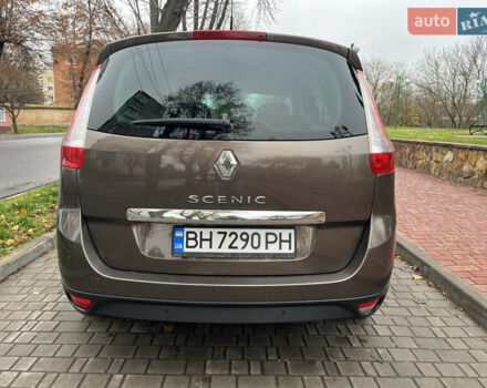 Коричневый Рено Гранд Сценик, объемом двигателя 2 л и пробегом 254 тыс. км за 9400 $, фото 19 на Automoto.ua
