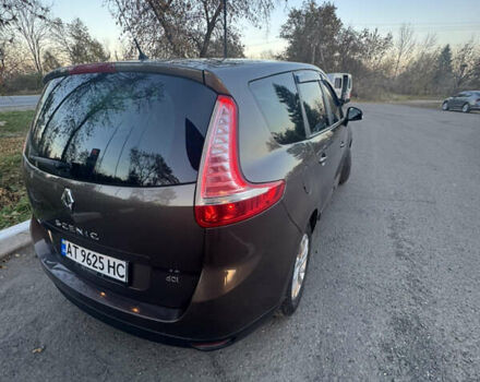 Коричневый Рено Гранд Сценик, объемом двигателя 1.46 л и пробегом 283 тыс. км за 9350 $, фото 7 на Automoto.ua