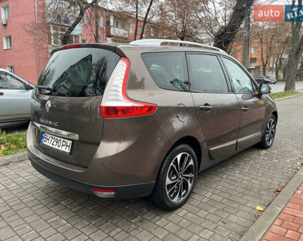 Коричневый Рено Гранд Сценик, объемом двигателя 2 л и пробегом 254 тыс. км за 9600 $, фото 21 на Automoto.ua