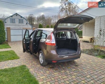 Коричневий Рено Гранд Сценік, об'ємом двигуна 1.5 л та пробігом 286 тис. км за 9200 $, фото 16 на Automoto.ua