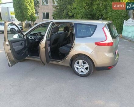 Коричневий Рено Гранд Сценік, об'ємом двигуна 1.5 л та пробігом 226 тис. км за 9300 $, фото 7 на Automoto.ua