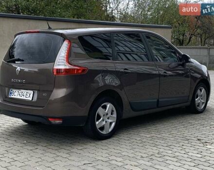 Рено Гранд Сценик 2013 в Жовкве на Automoto.ua Коричневый Рено Гранд Сценик, объемом двигателя 1.5 л и пробегом 280 тыс. км за 6999 $, фото 2 на Automoto.ua