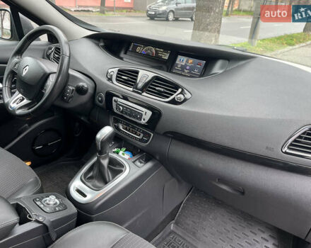 Коричневый Рено Гранд Сценик, объемом двигателя 2 л и пробегом 254 тыс. км за 9600 $, фото 44 на Automoto.ua