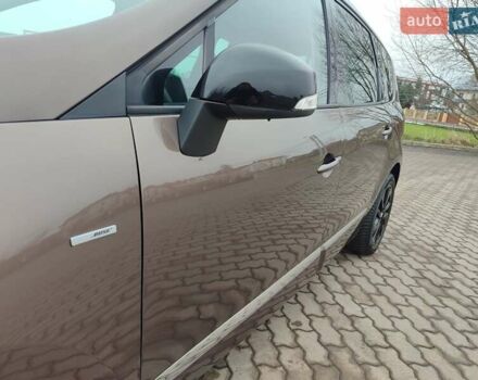 Коричневий Рено Гранд Сценік, об'ємом двигуна 1.6 л та пробігом 152 тис. км за 10800 $, фото 14 на Automoto.ua