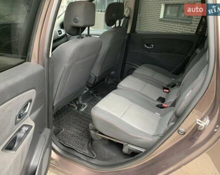 Коричневый Рено Гранд Сценик, объемом двигателя 1.5 л и пробегом 250 тыс. км за 6699 $, фото 7 на Automoto.ua