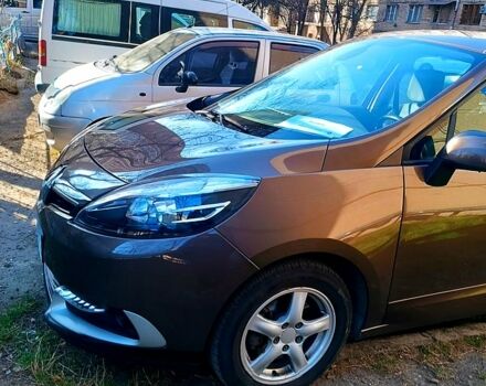 Коричневый Рено Гранд Сценик, объемом двигателя 1.5 л и пробегом 225 тыс. км за 9000 $, фото 3 на Automoto.ua