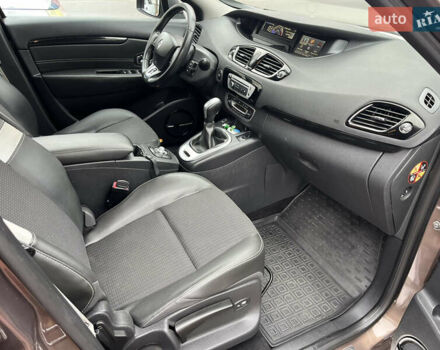 Коричневый Рено Гранд Сценик, объемом двигателя 2 л и пробегом 254 тыс. км за 9600 $, фото 42 на Automoto.ua