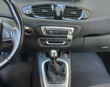 Коричневий Рено Гранд Сценік, об'ємом двигуна 1.5 л та пробігом 290 тис. км за 9400 $, фото 17 на Automoto.ua