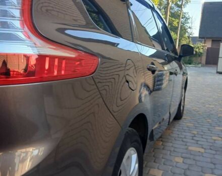 Коричневий Рено Гранд Сценік, об'ємом двигуна 1.5 л та пробігом 290 тис. км за 9400 $, фото 21 на Automoto.ua