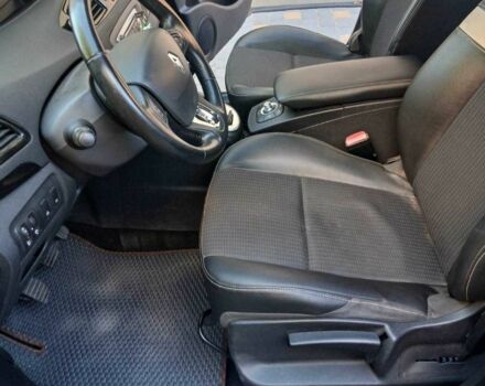 Коричневий Рено Гранд Сценік, об'ємом двигуна 1.5 л та пробігом 290 тис. км за 9400 $, фото 12 на Automoto.ua