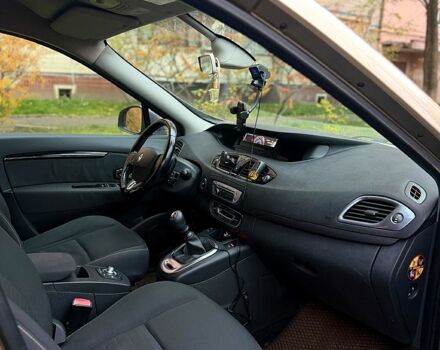 Коричневий Рено Гранд Сценік, об'ємом двигуна 1.5 л та пробігом 212 тис. км за 9200 $, фото 5 на Automoto.ua