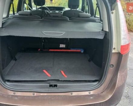 Коричневый Рено Гранд Сценик, объемом двигателя 1.5 л и пробегом 200 тыс. км за 8990 $, фото 6 на Automoto.ua