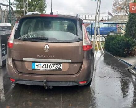 Коричневый Рено Гранд Сценик, объемом двигателя 1.5 л и пробегом 200 тыс. км за 8990 $, фото 7 на Automoto.ua