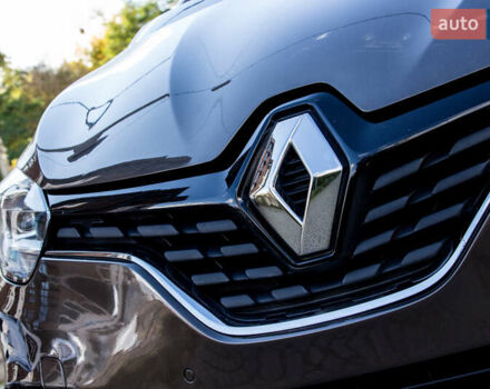 Коричневый Рено Гранд Сценик, объемом двигателя 0 л и пробегом 198 тыс. км за 16500 $, фото 20 на Automoto.ua