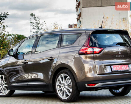 Коричневый Рено Гранд Сценик, объемом двигателя 0 л и пробегом 198 тыс. км за 16500 $, фото 8 на Automoto.ua