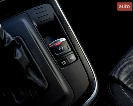 Коричневый Рено Гранд Сценик, объемом двигателя 0 л и пробегом 198 тыс. км за 16500 $, фото 50 на Automoto.ua