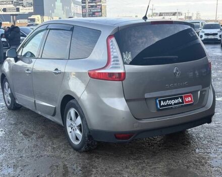 Коричневий Рено Гранд Сценік, об'ємом двигуна 1.9 л та пробігом 324 тис. км за 6990 $, фото 8 на Automoto.ua