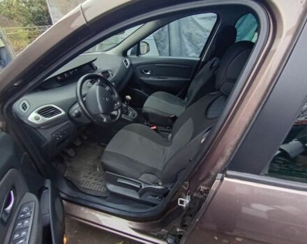 Коричневий Рено Гранд Сценік, об'ємом двигуна 1.9 л та пробігом 220 тис. км за 6200 $, фото 1 на Automoto.ua