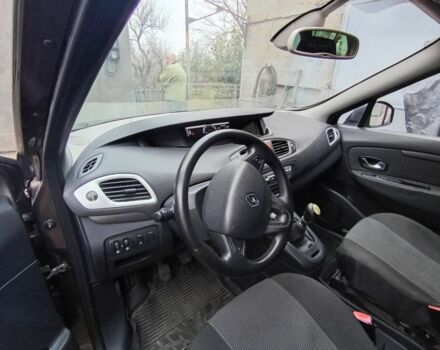 Коричневий Рено Гранд Сценік, об'ємом двигуна 1.9 л та пробігом 220 тис. км за 6200 $, фото 5 на Automoto.ua