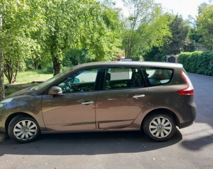 Коричневый Рено Гранд Сценик, объемом двигателя 1.6 л и пробегом 206 тыс. км за 7900 $, фото 16 на Automoto.ua