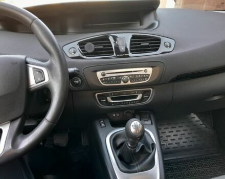 Коричневый Рено Гранд Сценик, объемом двигателя 1.6 л и пробегом 206 тыс. км за 7900 $, фото 7 на Automoto.ua