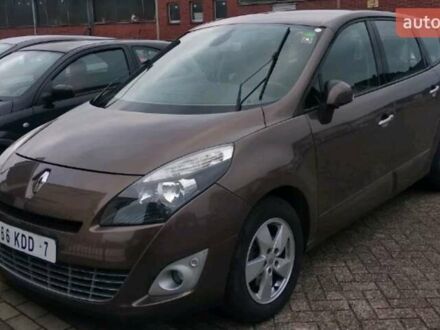Рено Гранд Сценік 2009 у Бердичеве на Automoto.ua Коричневий Рено Гранд Сценік, об'ємом двигуна 1.5 л та пробігом 214 тис. км за 6500 $, фото 1 на Automoto.ua