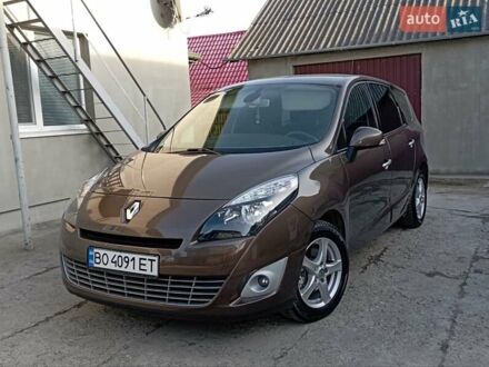 Рено Гранд Сценік 2009 у Бучаче на Automoto.ua Коричневий Рено Гранд Сценік, об'ємом двигуна 1.4 л та пробігом 145 тис. км за 6750 $, фото 1 на Automoto.ua