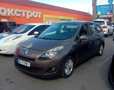 Коричневий Рено Гранд Сценік, об'ємом двигуна 1.9 л та пробігом 266 тис. км за 6800 $, фото 1 на Automoto.ua