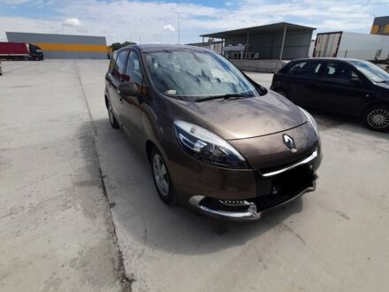 Коричневий Рено Гранд Сценік, об'ємом двигуна 1.9 л та пробігом 318 тис. км за 6900 $, фото 1 на Automoto.ua