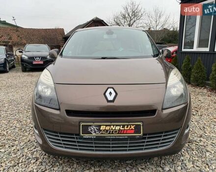 Коричневий Рено Гранд Сценік, об'ємом двигуна 1.87 л та пробігом 332 тис. км за 7499 $, фото 1 на Automoto.ua