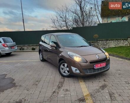 Коричневый Рено Гранд Сценик, объемом двигателя 1.5 л и пробегом 232 тыс. км за 7550 $, фото 1 на Automoto.ua