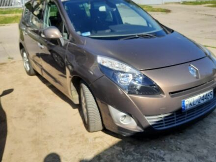 Коричневый Рено Гранд Сценик, объемом двигателя 1 л и пробегом 370 тыс. км за 3800 $, фото 1 на Automoto.ua