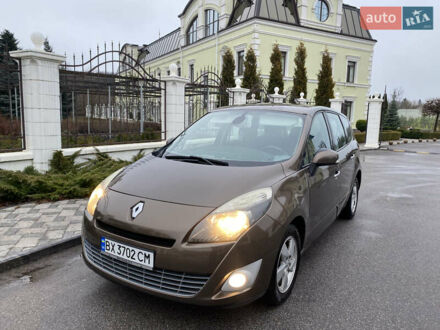 Рено Гранд Сценик 2010 в Виннице на Automoto.ua Коричневый Рено Гранд Сценик, объемом двигателя 1.46 л и пробегом 284 тыс. км за 7000 $, фото 1 на Automoto.ua