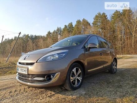 Рено Гранд Сценік 2012 у Бродах на Automoto.ua Коричневий Рено Гранд Сценік, об'ємом двигуна 1.6 л та пробігом 242 тис. км за 9100 $, фото 1 на Automoto.ua