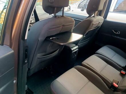 Коричневый Рено Гранд Сценик, объемом двигателя 1.5 л и пробегом 225 тыс. км за 9000 $, фото 1 на Automoto.ua